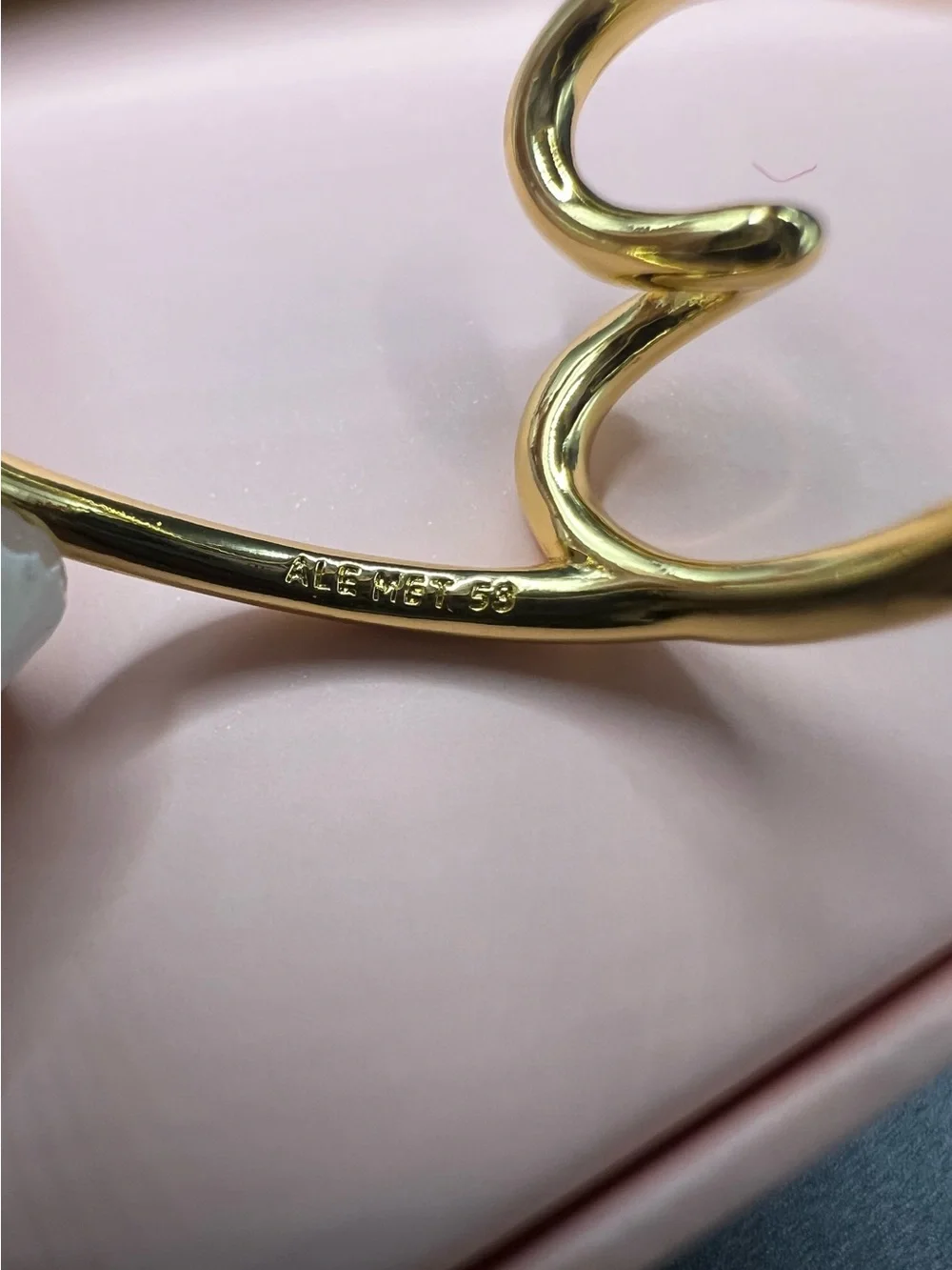 Organically Shaped Heart Ring, 14k gold plating, size: 58/ 8.5